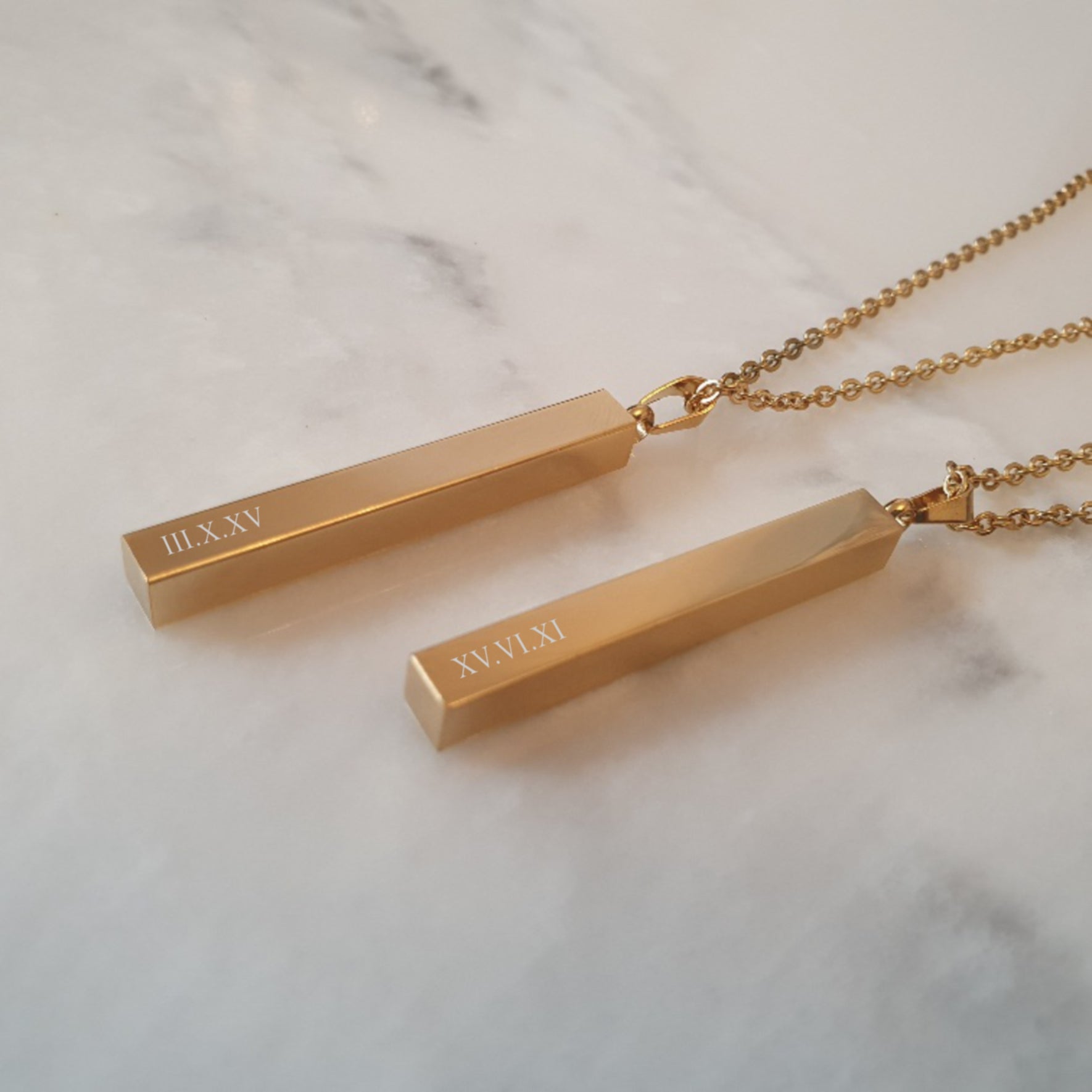 Personalised gold bar necklace